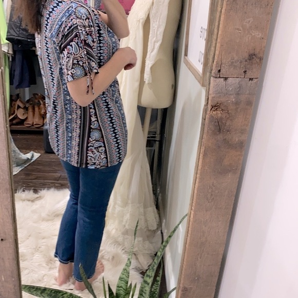 Liz Claiborne career floral top size large - Picture 4 of 6